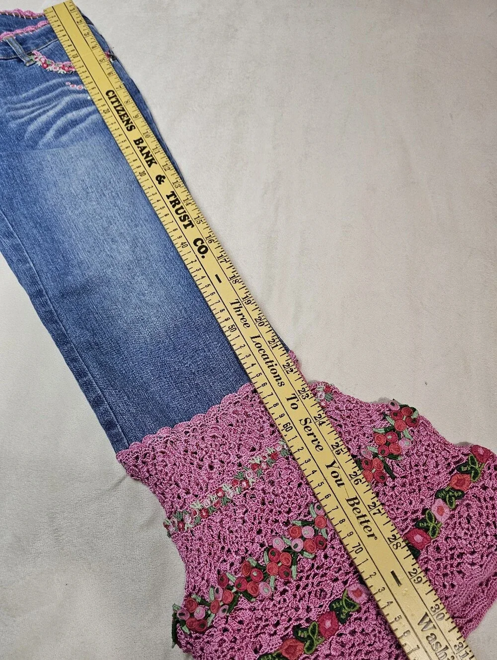 VTG 2004 The English Roses by Madonna Floral Crochet Flare Jeans Girls Size 10